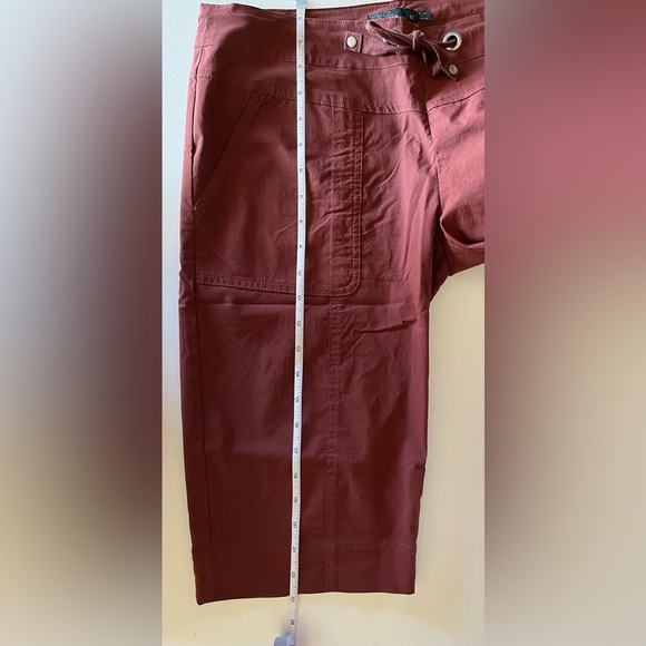 Women’s Prana Long Shorts Pull On Tie Waist Activewear hiking Burgundy Size M - Picture 5 of 7
